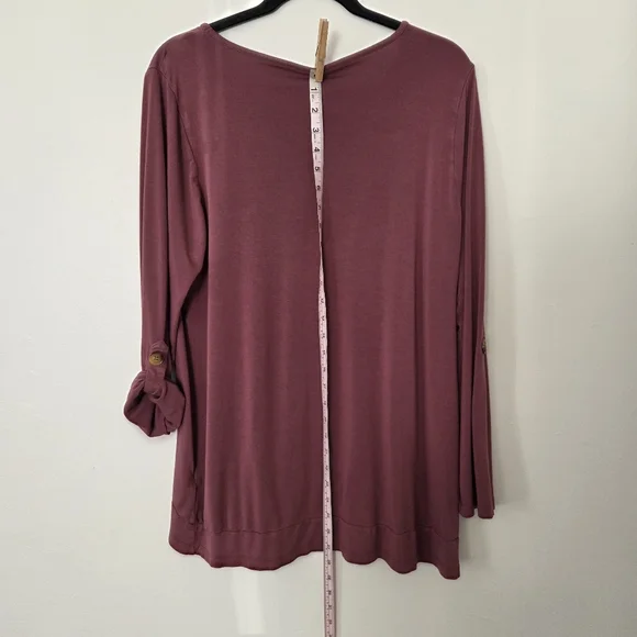 Soft Surroundings Women's Mauve Long Sleeve Top Size Large. Roll Tab Sleeve - Picture 3 of 9